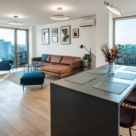 Apartment Skyline View Luxury *