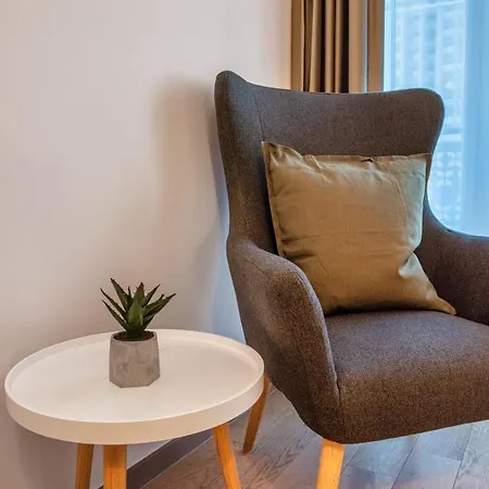 Skyline View Luxury Apartment *
