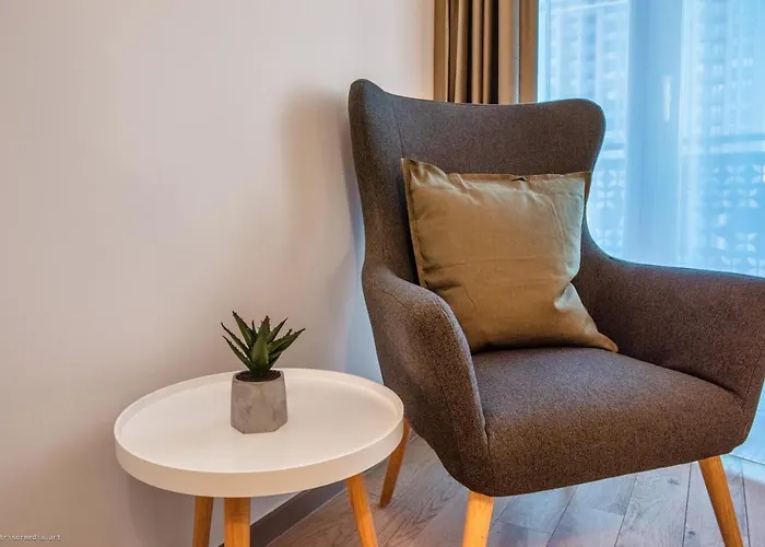 Skyline View Luxury Hotel *